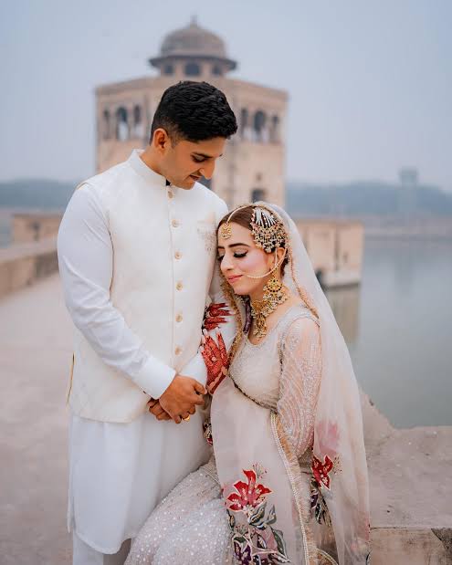 PREMIUM WEDDING SHOOT PASS DEER LAND HIRAN MINAR